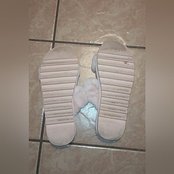 Purse and Slipper Bundle - Picture 11 of 15